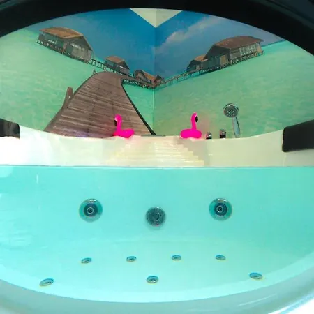 Hot Jacuzzi In Cracow * Cracovie