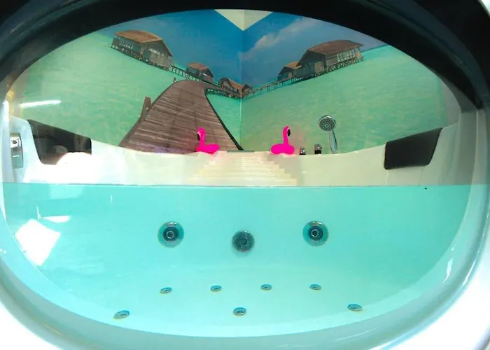 Hot Jacuzzi In Cracow * Krakov